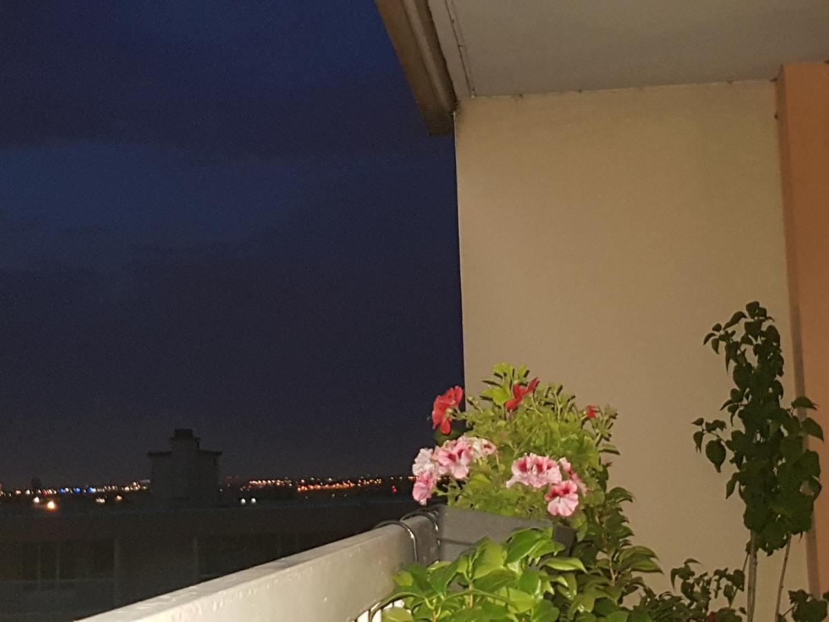 Grand Appartement Proche De Paris Chille Esterno foto